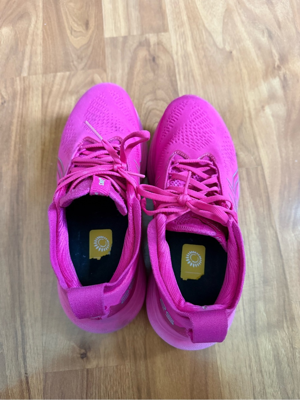 ASICS Gel - Nimbus 25 Women's Hot Pink Running Shoes 1012B356 - Picture 7 of 8